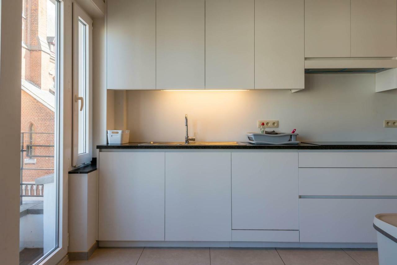 Modern Apartment With Free Parking Oostende Exterior foto